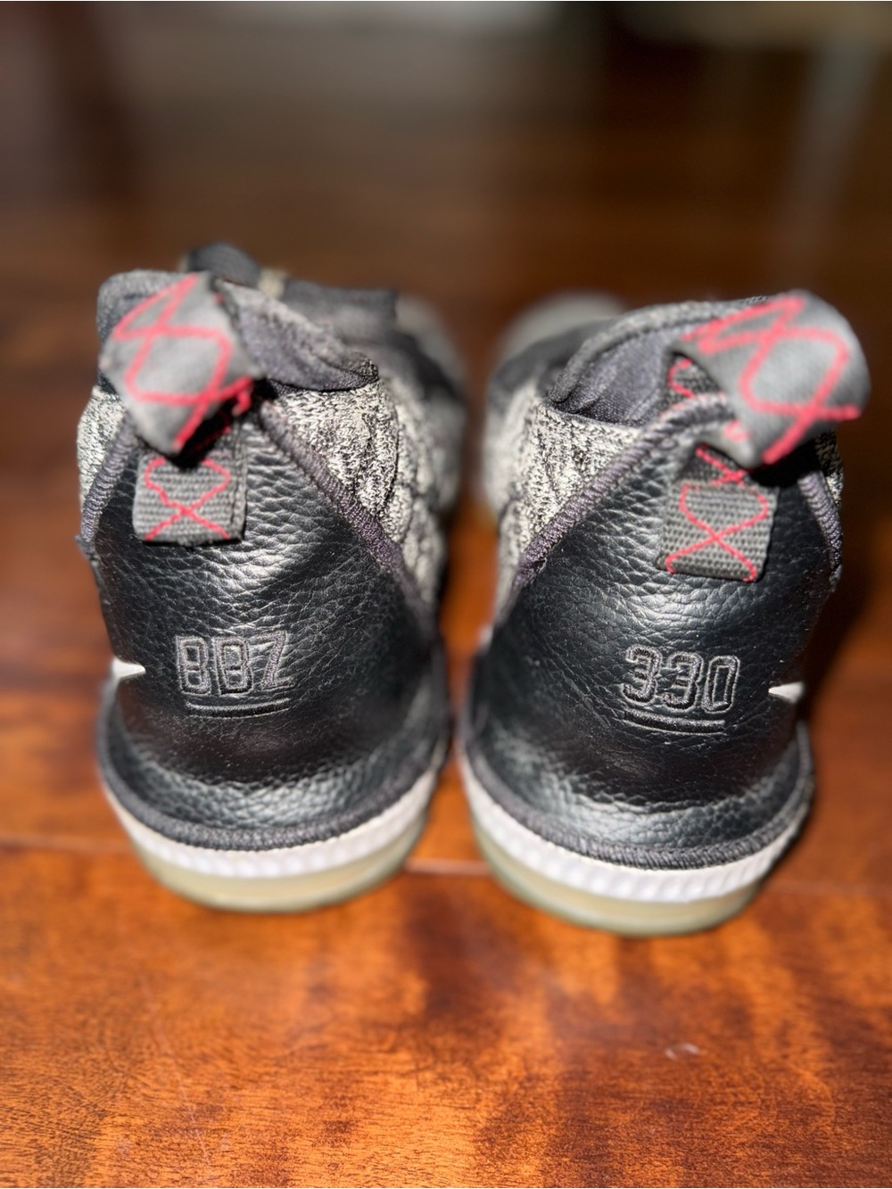 LeBron 16 “Oreo” - Picture 3 of 8